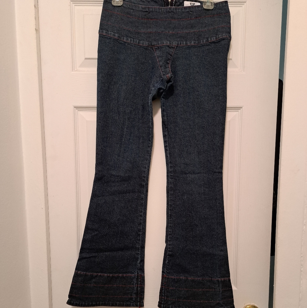 Ama Zing Low Rise, Flared Jeans View 6